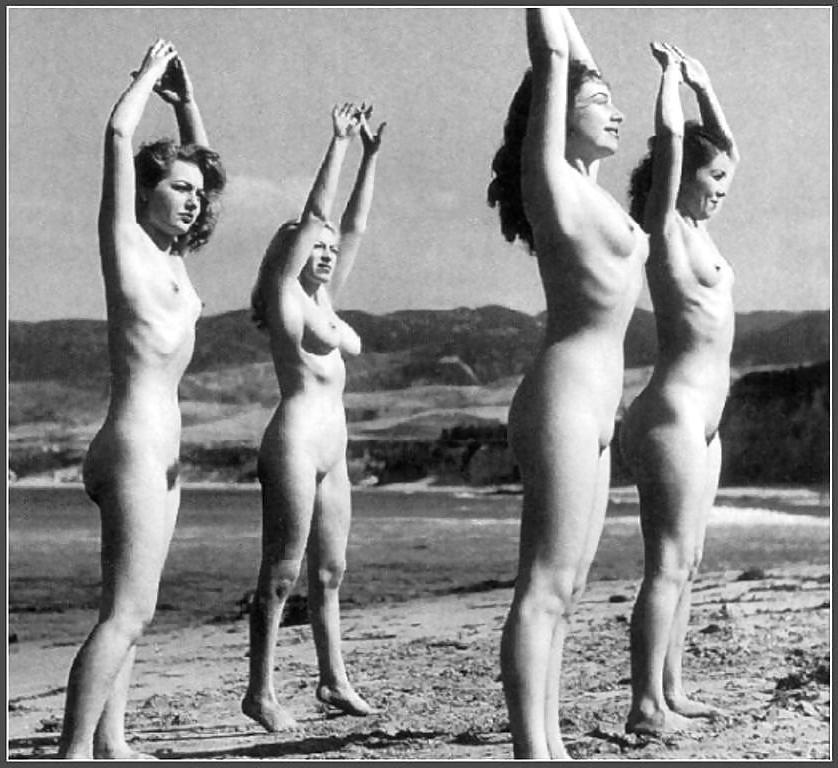 20P Vintage nudist 5.