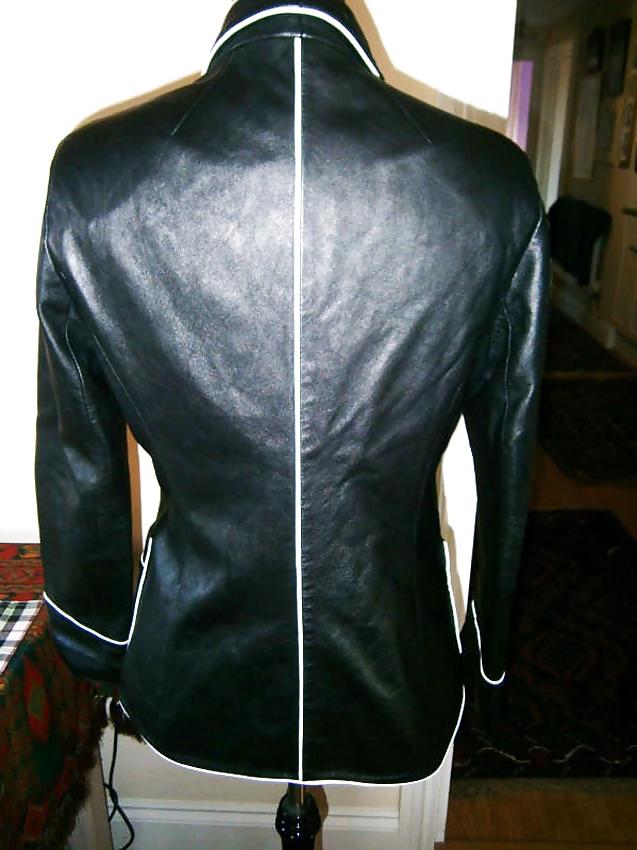 16P Hot leather jacket fucked