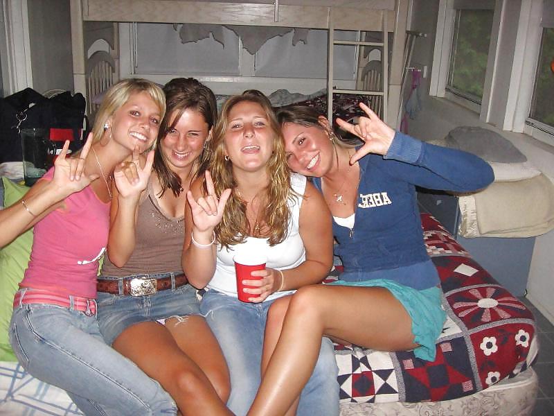 25P Panty Flashers & Upskirts 4