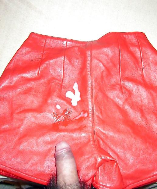 16P Leather fuck