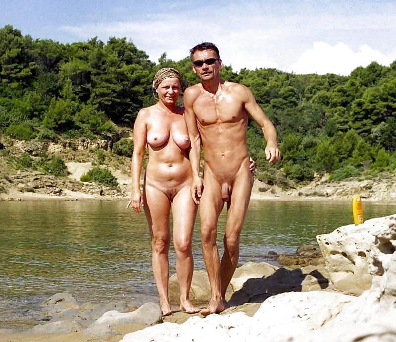 20P Naked beach 97.