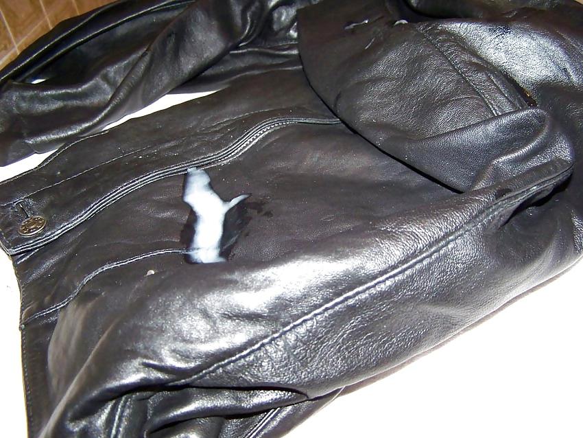 15P Nice leather pants fucked