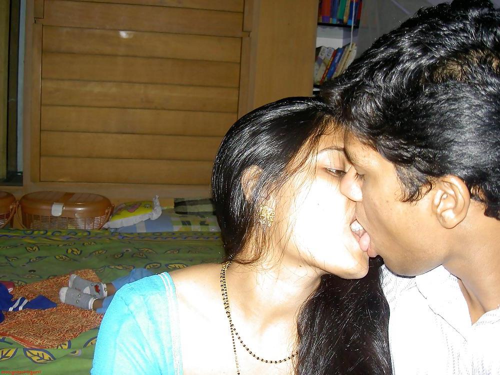 25P Indian wife ARPITHA