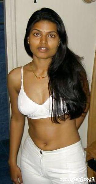 25P Indian wife ARPITHA