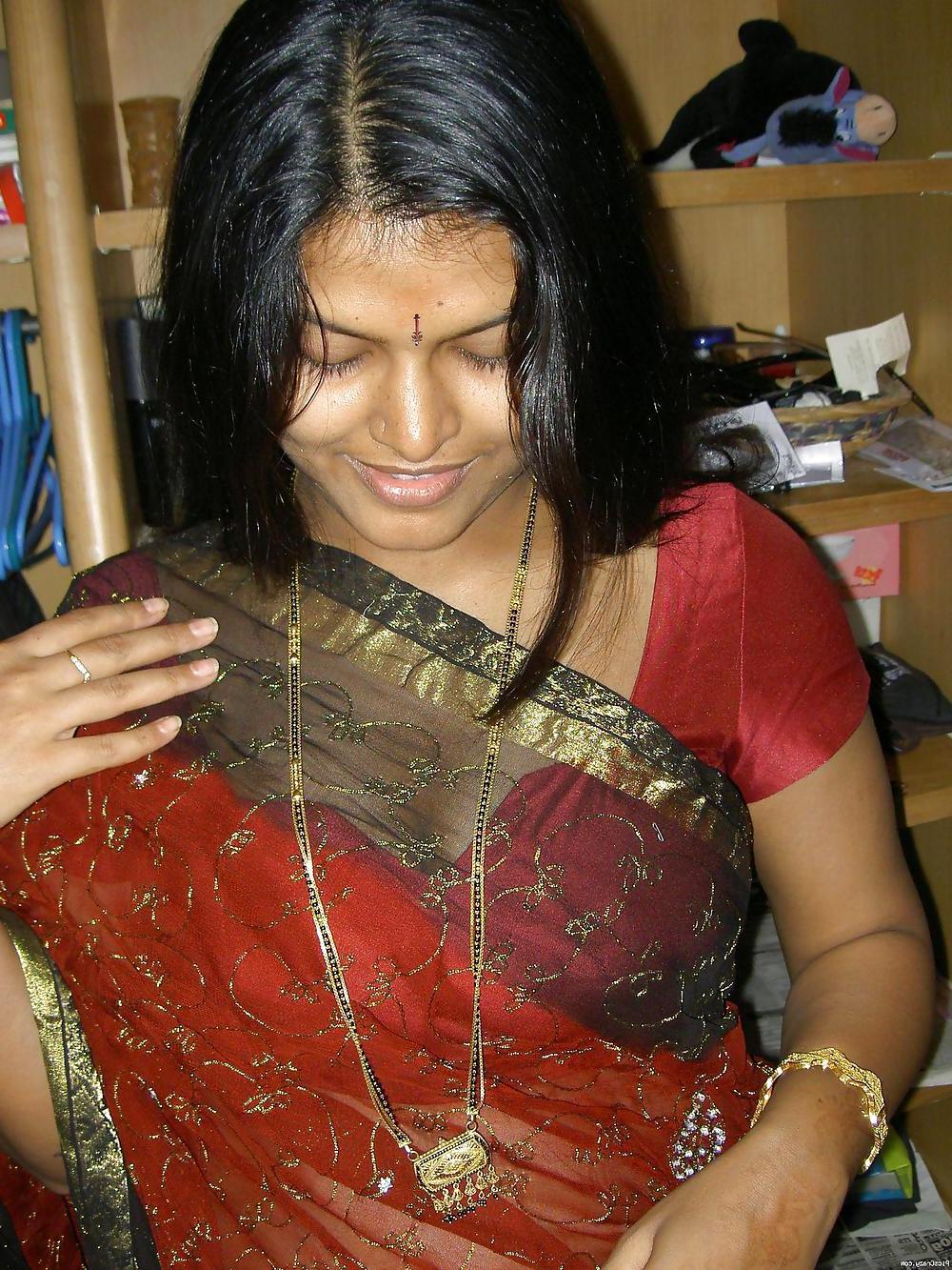 25P Indian wife ARPITHA