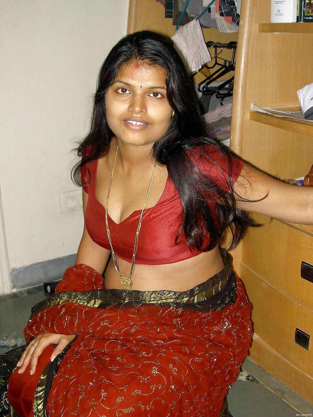 25P Indian wife ARPITHA