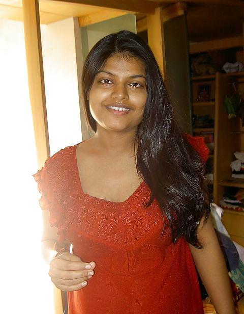 25P Indian wife ARPITHA
