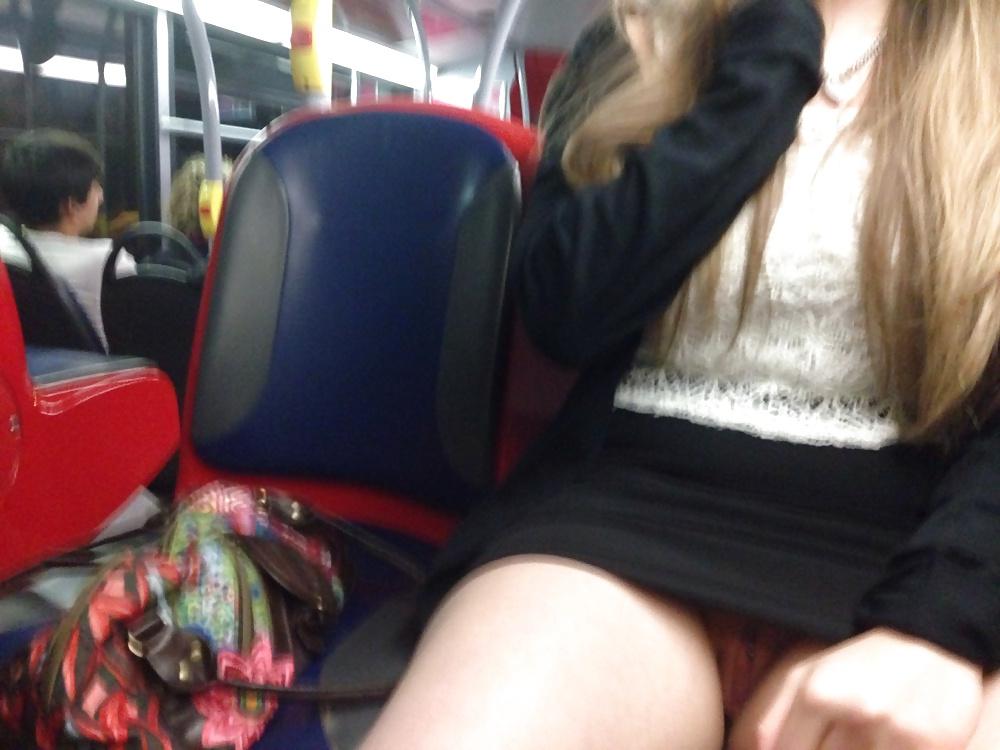 9P Sexy Teen Flashing 