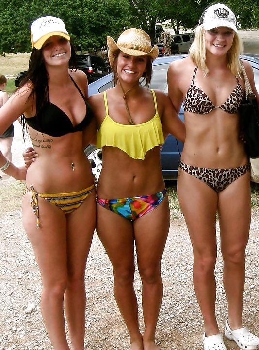 25P Facebook teen babes 22 bikini beach sorority