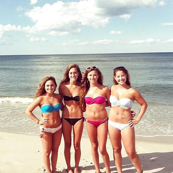 25P Facebook teen babes 22 bikini beach sorority