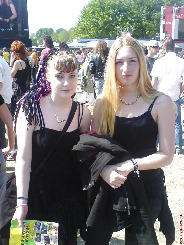 25P Some more young sluts