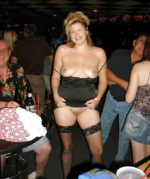 25P Upskirts And Pussy Flashing 3