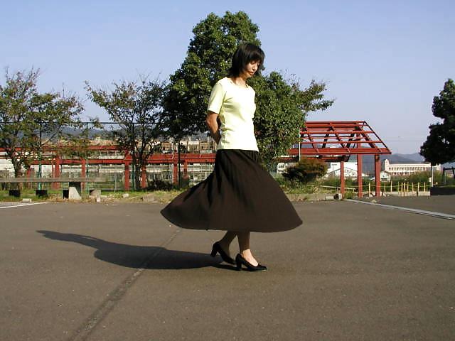 20P Japanese Married Woman 11