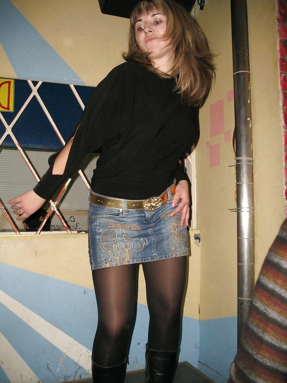 25P Nylon upskirt 41