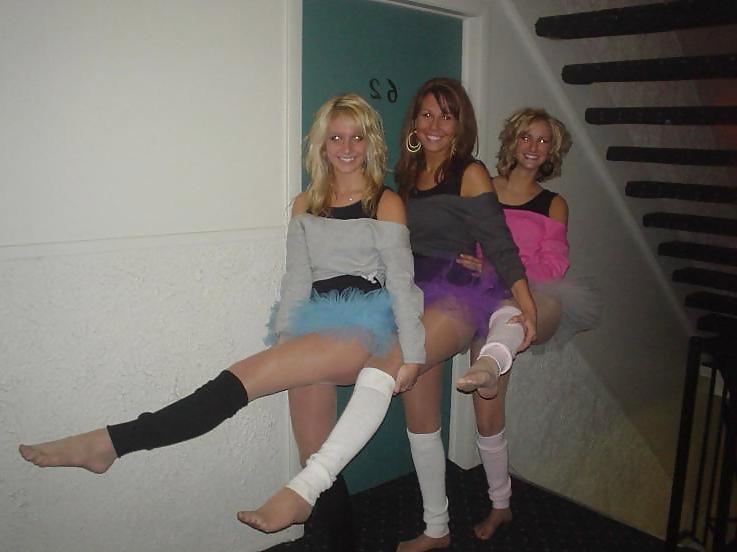 25P Nylon upskirt 41