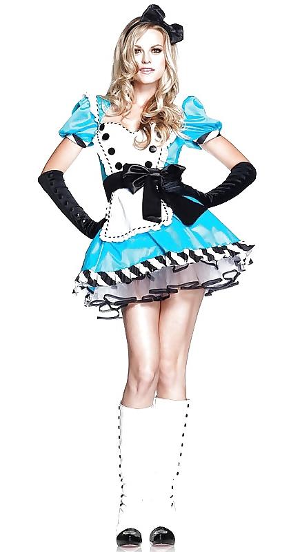 25P Uniform Bitches 003