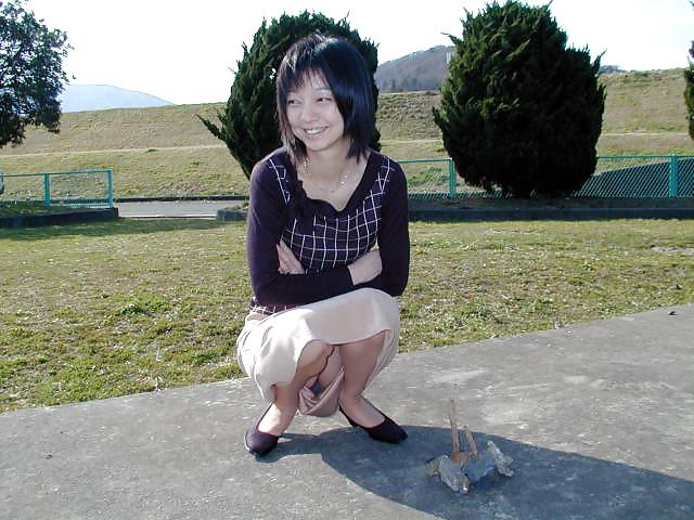 20P Japanese Married Woman 01