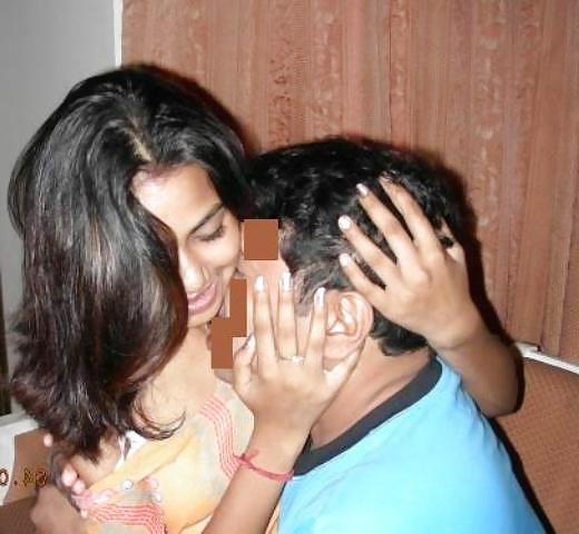 25P HORNY WIVES -INDIAN DESI PORN SET 12.9