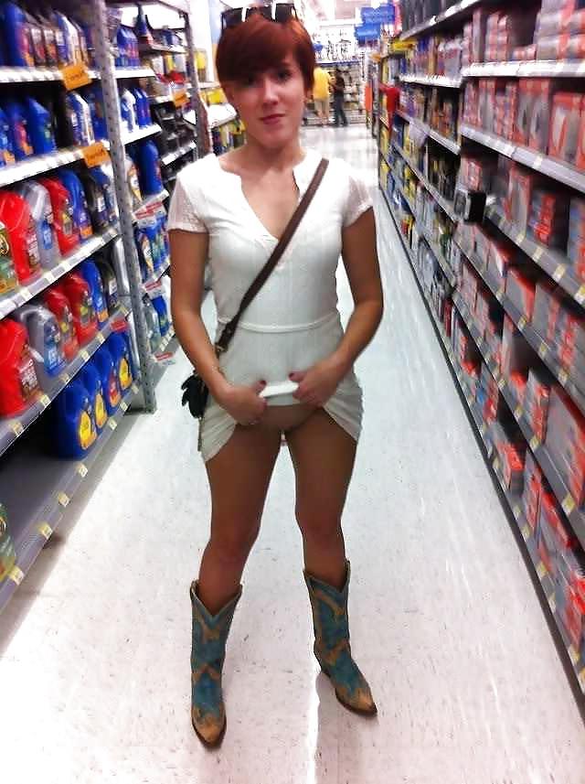 11P Flashing in the store