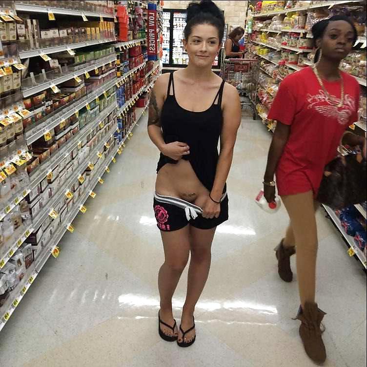 11P Flashing in the store