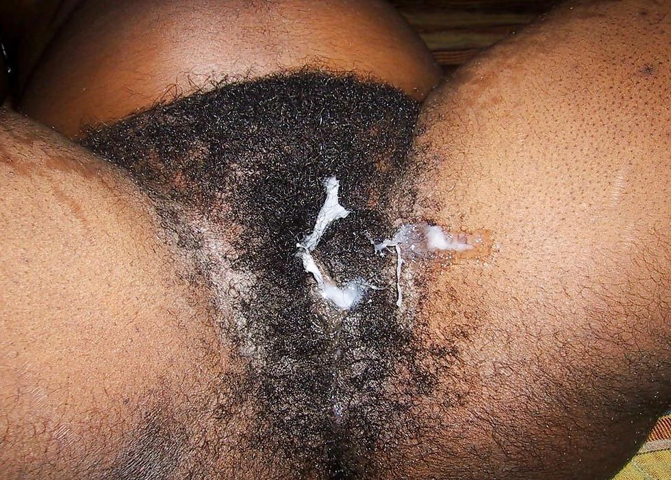 24P A little sprinkle of jizz for that Hairy pussy