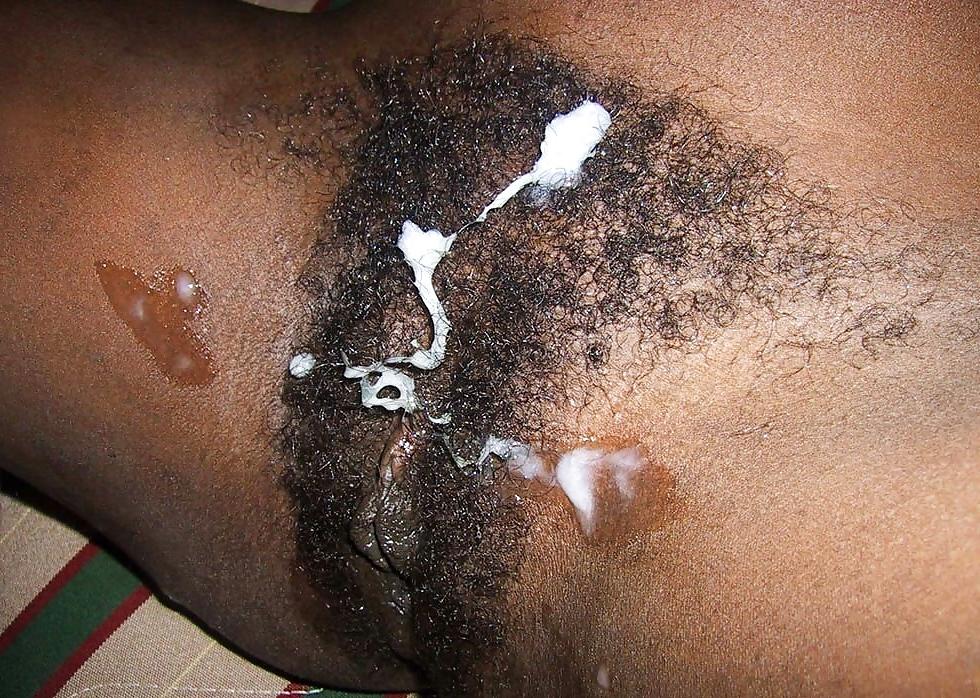 24P A little sprinkle of jizz for that Hairy pussy