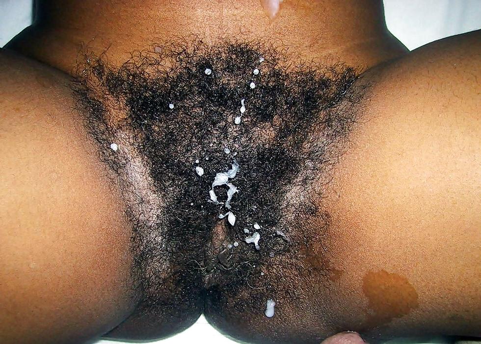 24P A little sprinkle of jizz for that Hairy pussy