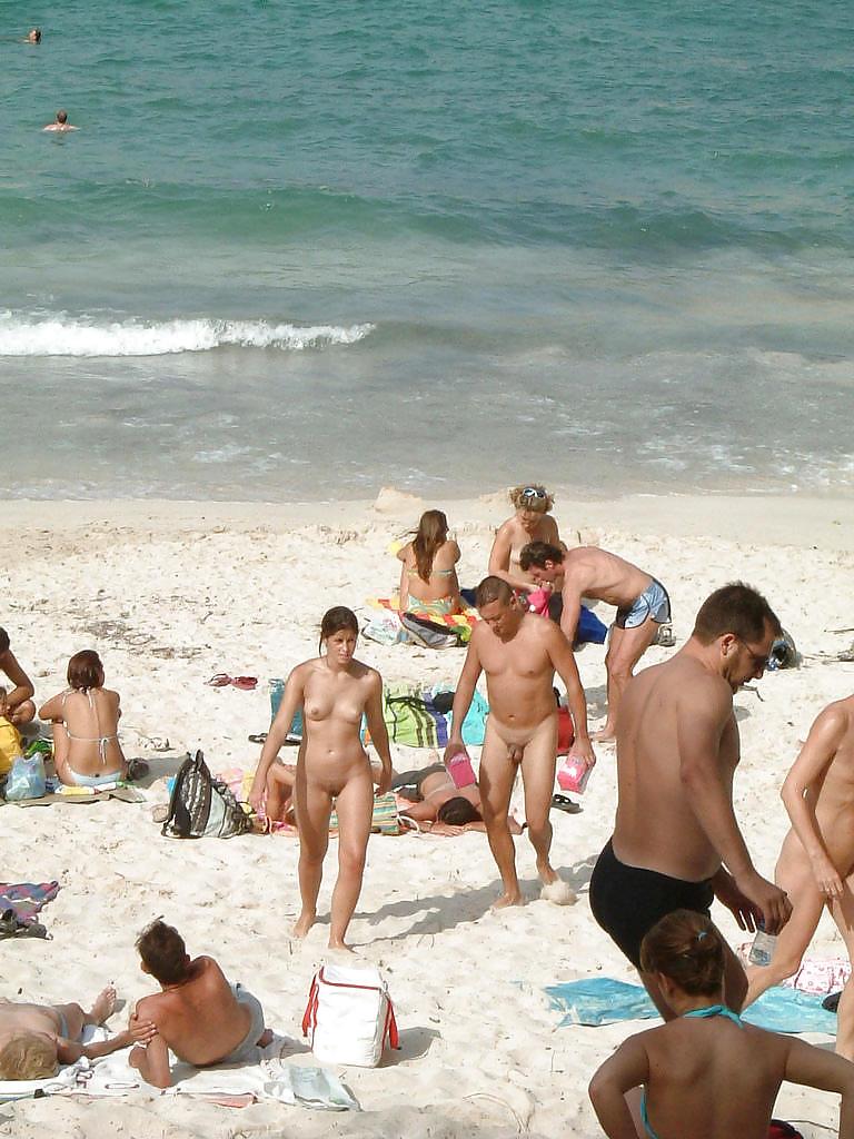 25P Nudist Beach