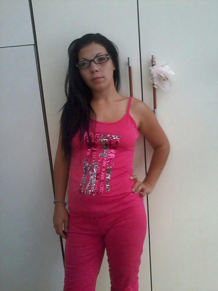 24P Latin milf