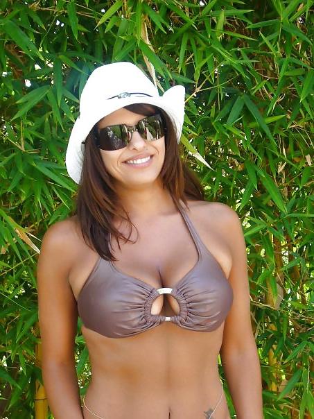 25P Arab Girls 7