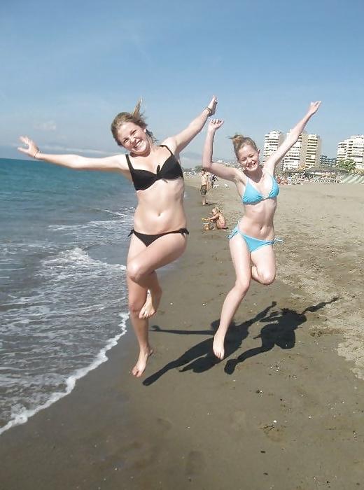 15P Holidays at the beach