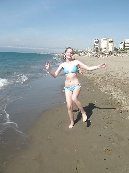 15P Holidays at the beach