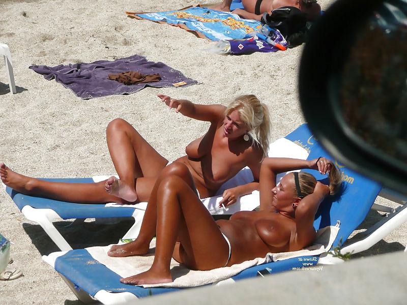 20P Naked beach 19.
