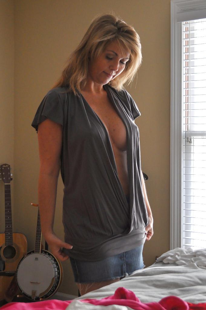25P Hot Milf Wife New Orleans Vacation