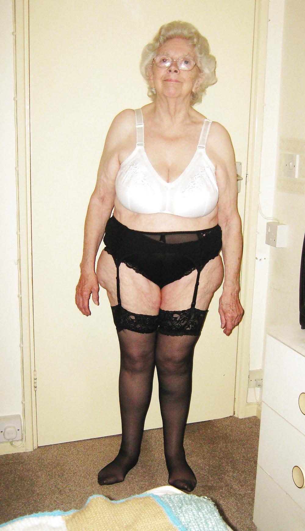 12P Sheila 80 year old uk slut