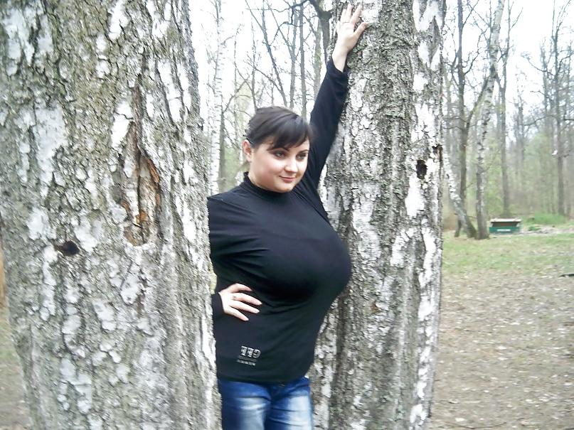 25P Busty Russian Woman 1904