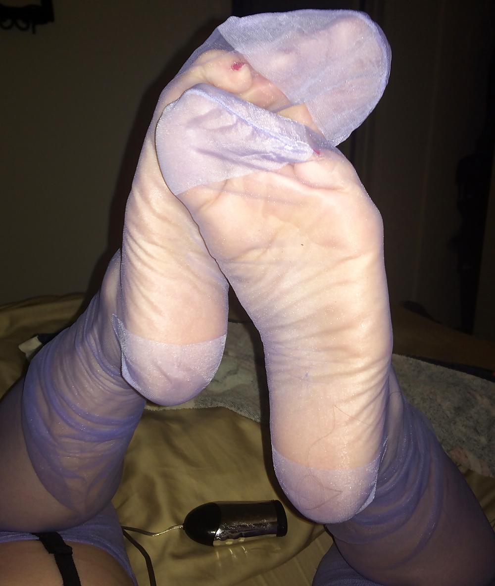 16P Wifes sexy nylon toes