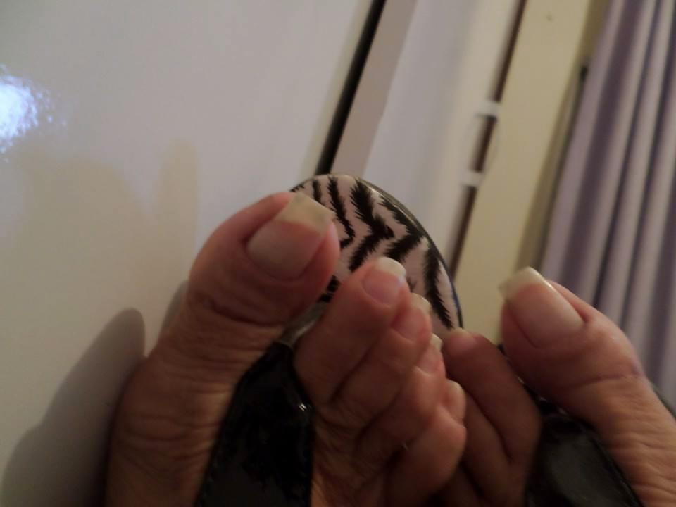 25P Sonia Sexy Meaty Deep Wrinkled Feet