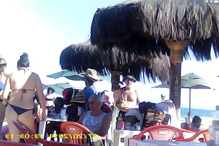 25P CANDID BEACH PRAIA DO FUTURO