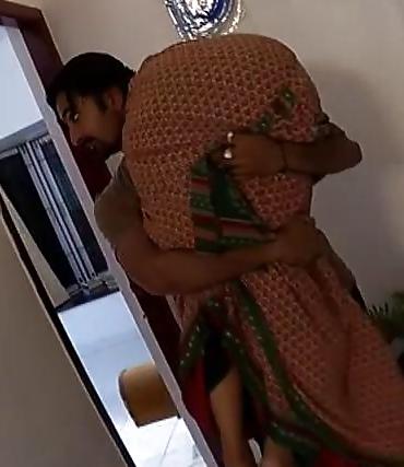 18P Indian Milf OTS Carry Back View !!