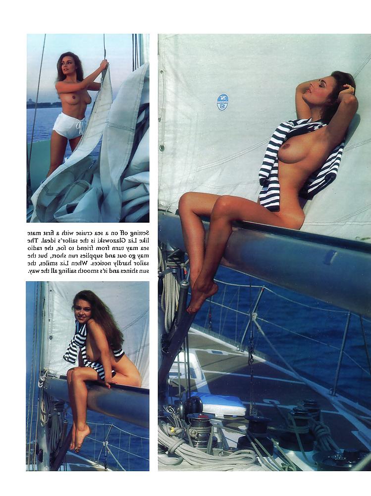 25P Sporting Woman