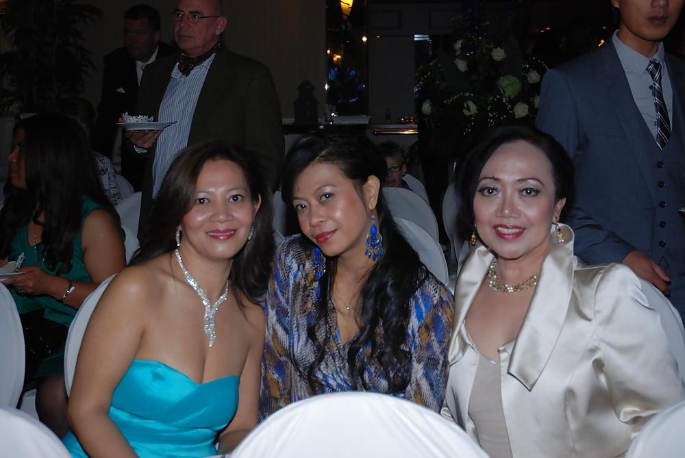 18P Indonesian Milf Sluts