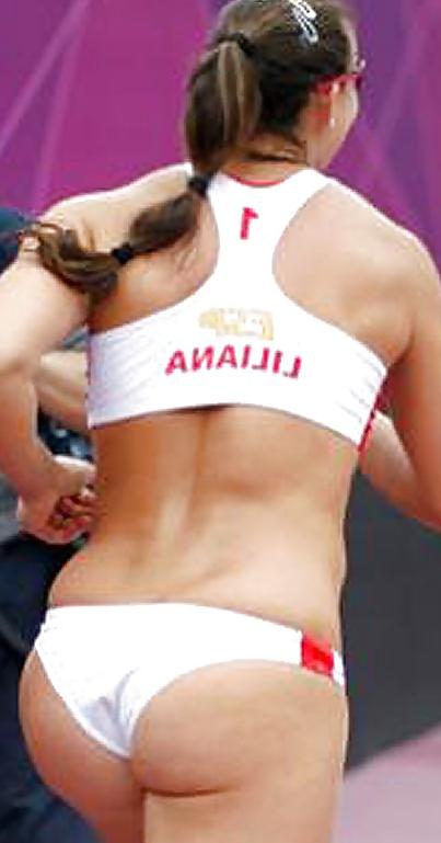 17P Liliana Fernandez Beach Volleyball Player With a Huge Ass
