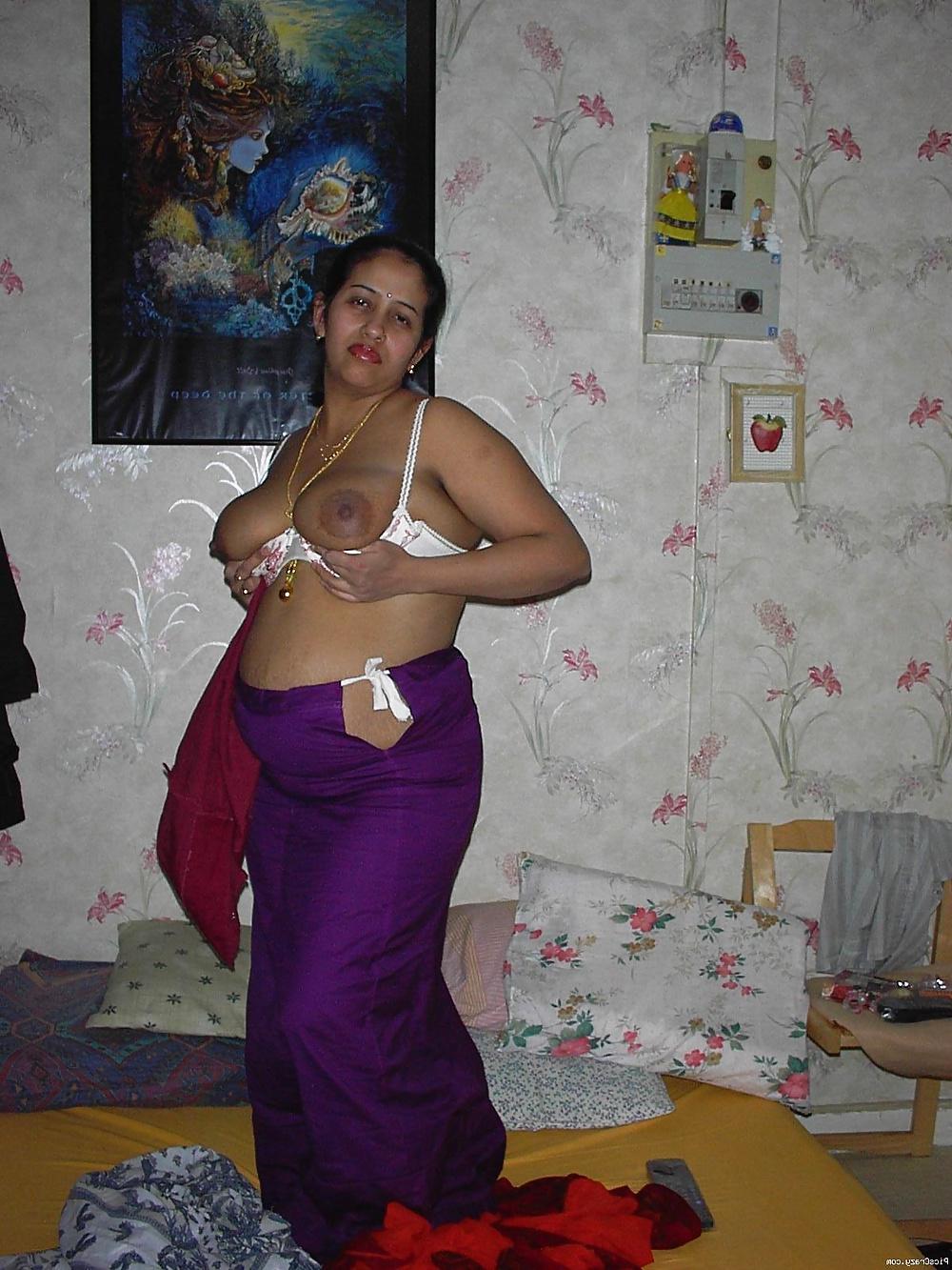 19P INDIAN WIFE JYOTI -INDIAN DESI PORN SET 8.8