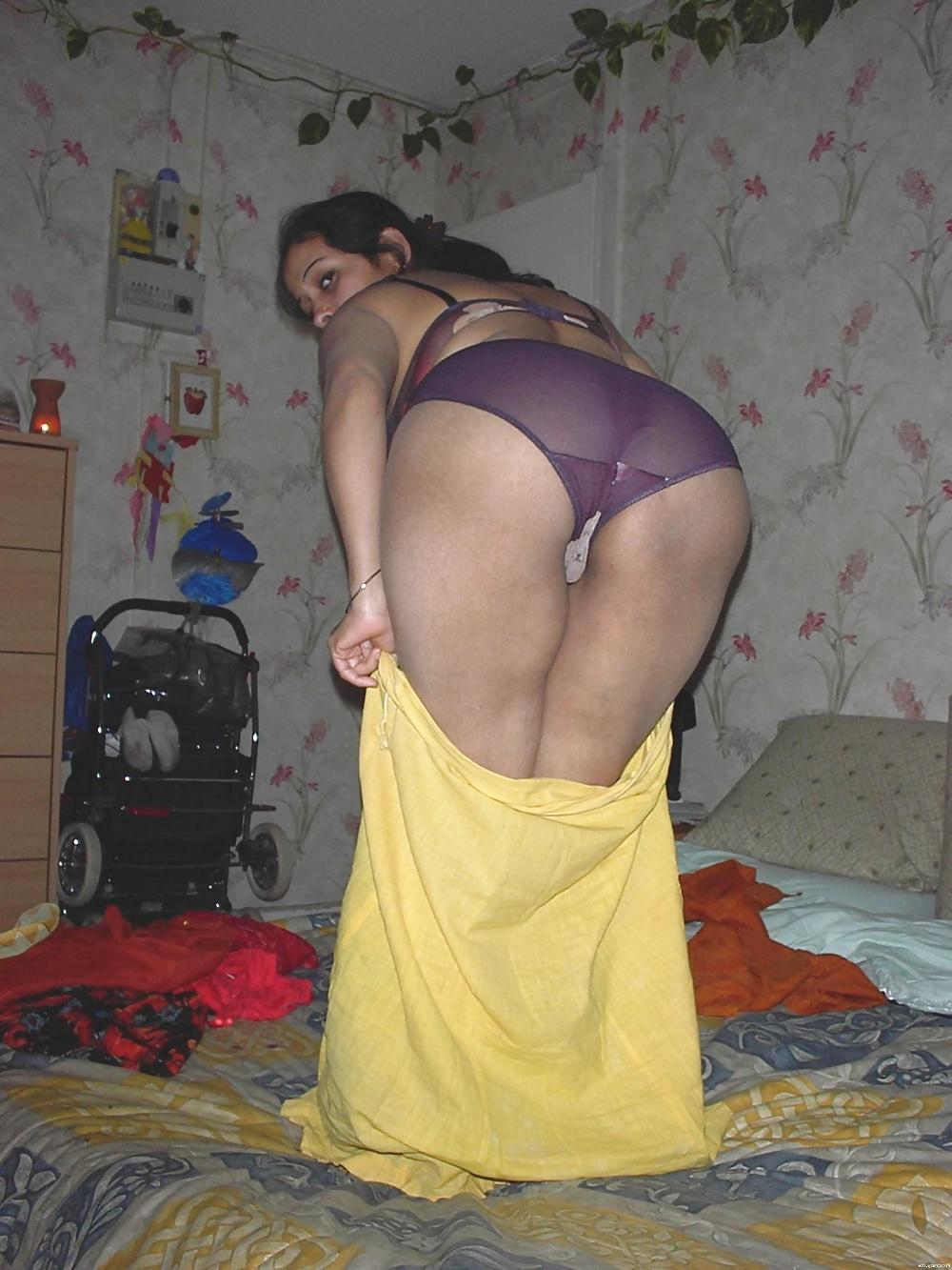 19P INDIAN WIFE JYOTI -INDIAN DESI PORN SET 8.8