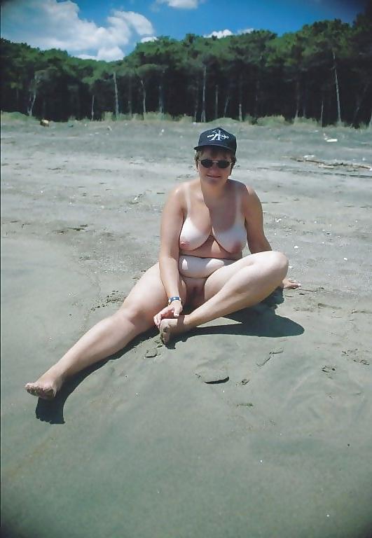 8P On The Beach