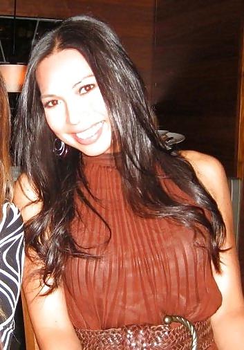 17P Beautiful Hawaiian Milf