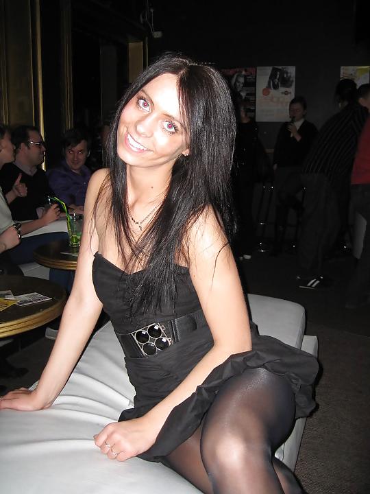 25P Nylon-Upskirt 34