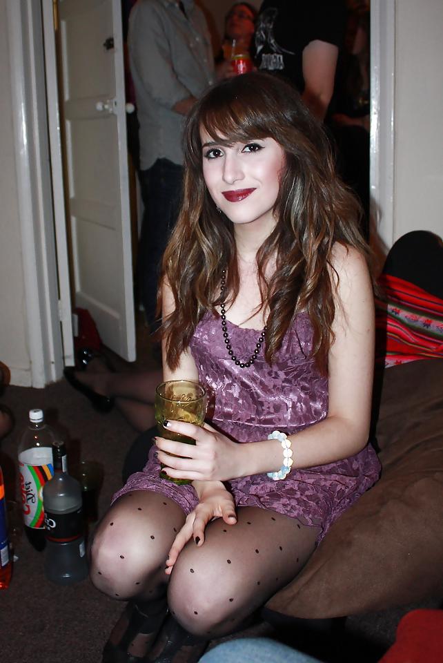 25P Nylon-Upskirt 34