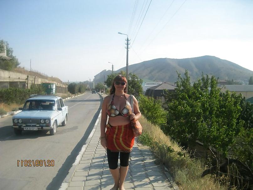 16P Busty Russian Woman 1870